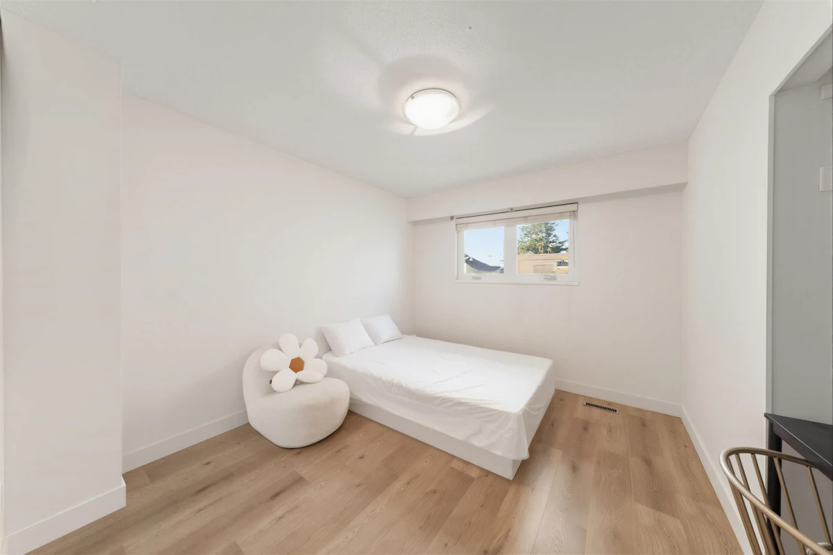 Backyard Photo of 7920 Willowfield Drive, Richmond, BC