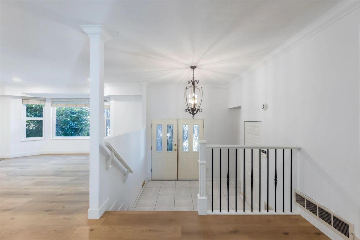 Family Room Photo of 7920 Willowfield Drive, Richmond, BC