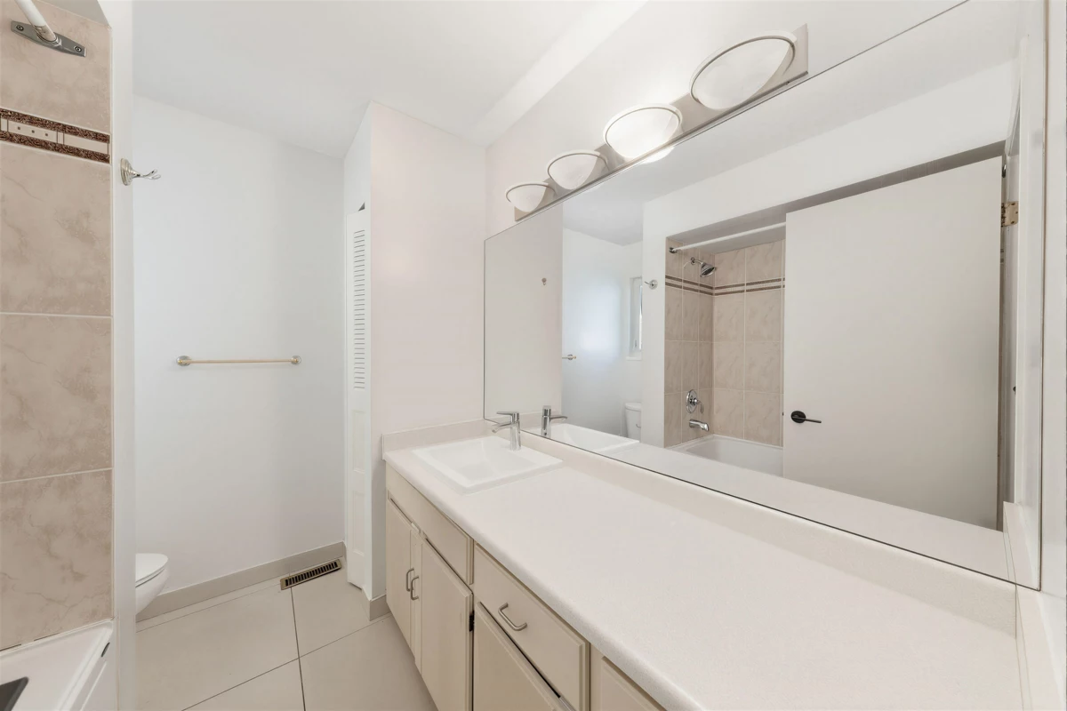 Swimming Pool Photo of 7920 Willowfield Drive, Richmond, BC