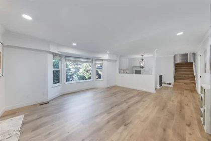 Breakfast Nook Photo of 7920 Willowfield Drive, Richmond, BC