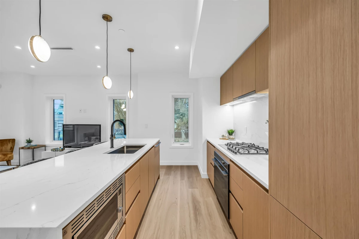 Dining Area Photo of 1012 W 52nd Avenue, Vancouver, BC