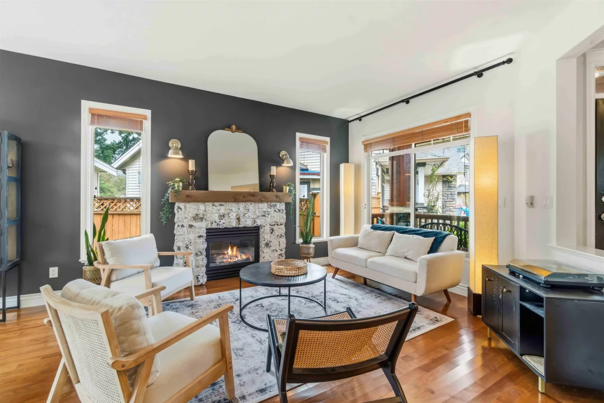 Kitchen Photo of 864 Vedder Place, Port Coquitlam, BC