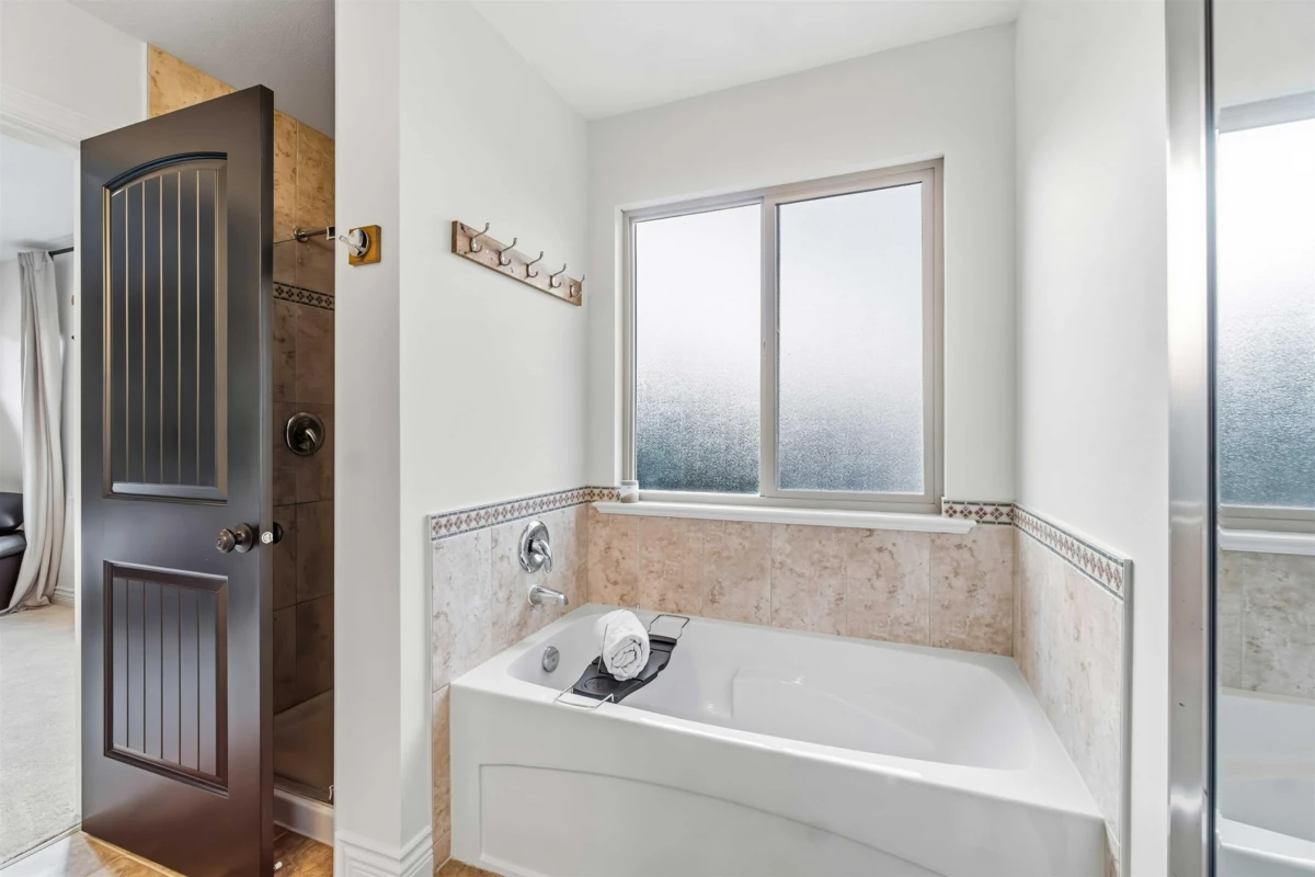 Powder Room Photo of 864 Vedder Place, Port Coquitlam, BC