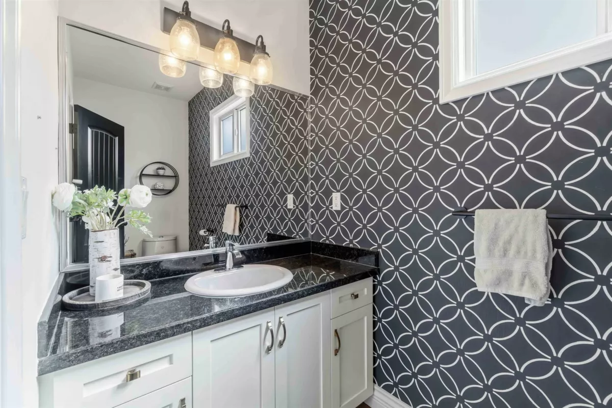 Primary Bathroom Photo of 864 Vedder Place, Port Coquitlam, BC