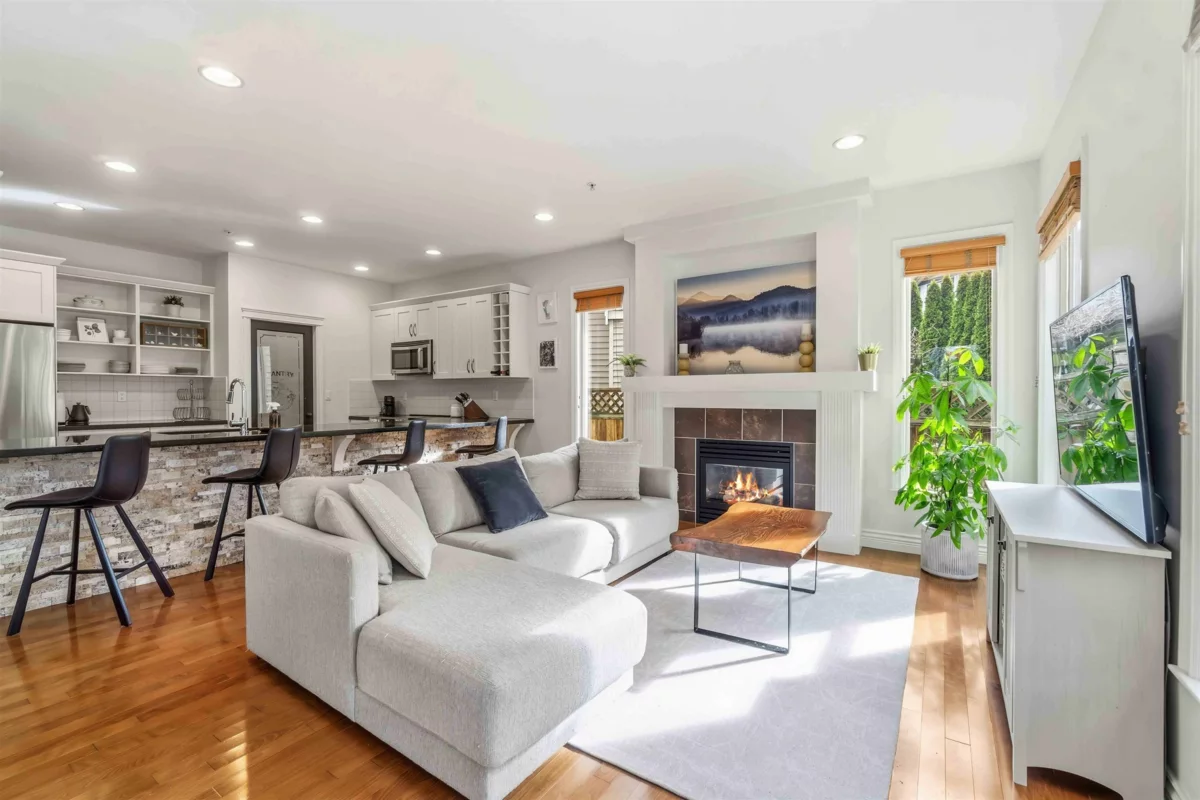 Primary Bedroom Photo of 864 Vedder Place, Port Coquitlam, BC