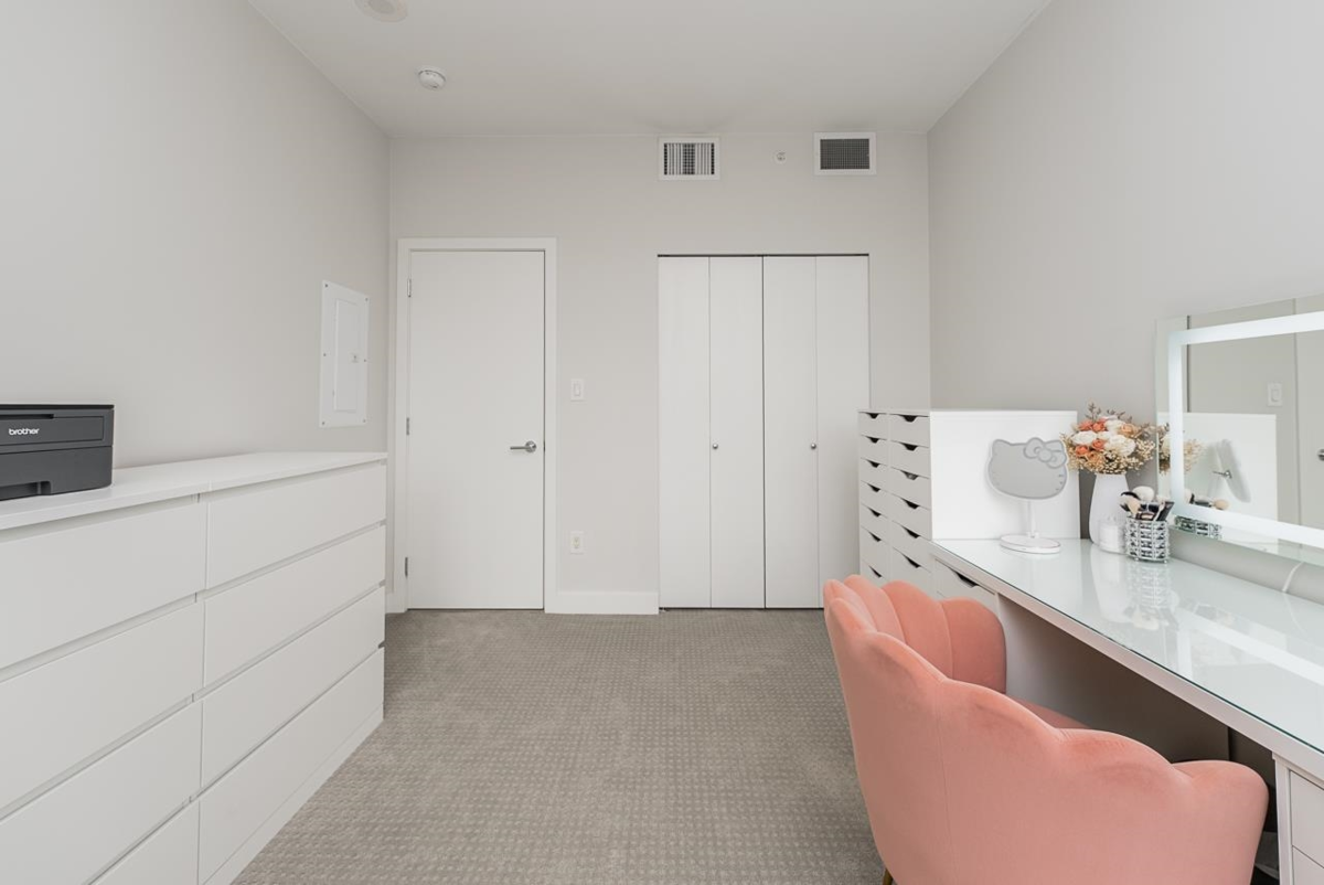 Office / Den Photo of 2302 1788 Gilmore Avenue, Burnaby, BC