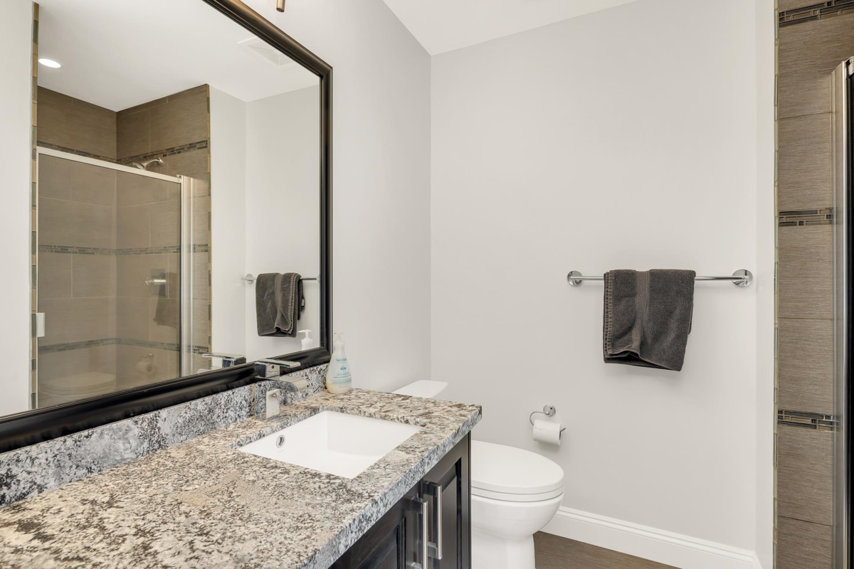 Backyard Photo of 1020 Jay Crescent, Squamish, BC