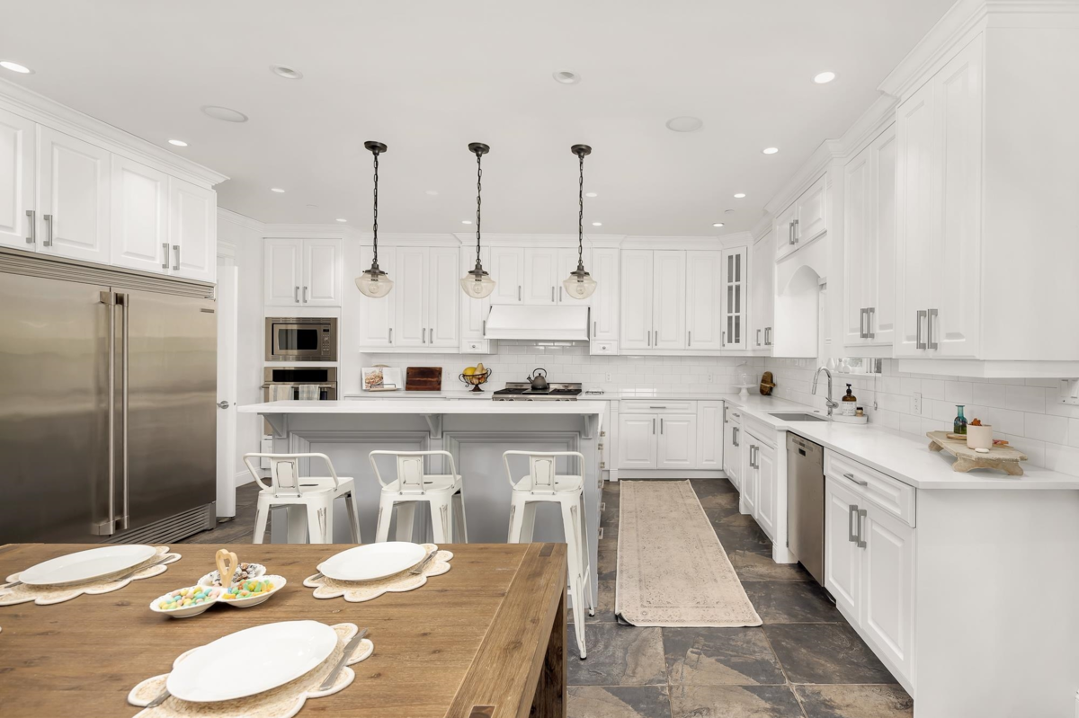 Exterior Rear Photo of 1020 Jay Crescent, Squamish, BC