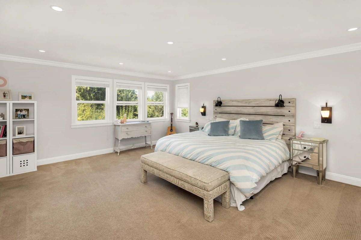 Family Room Photo of 1020 Jay Crescent, Squamish, BC