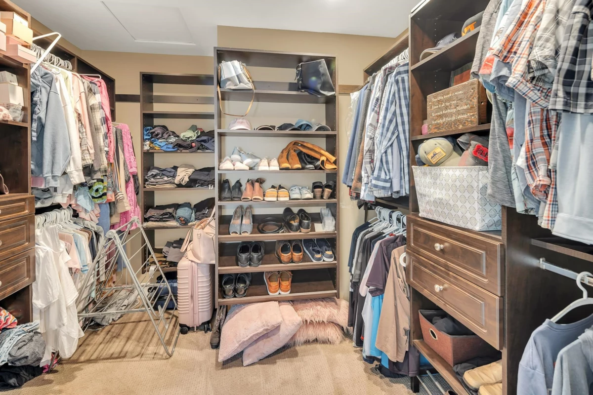 Garage Interior Photo of 1020 Jay Crescent, Squamish, BC