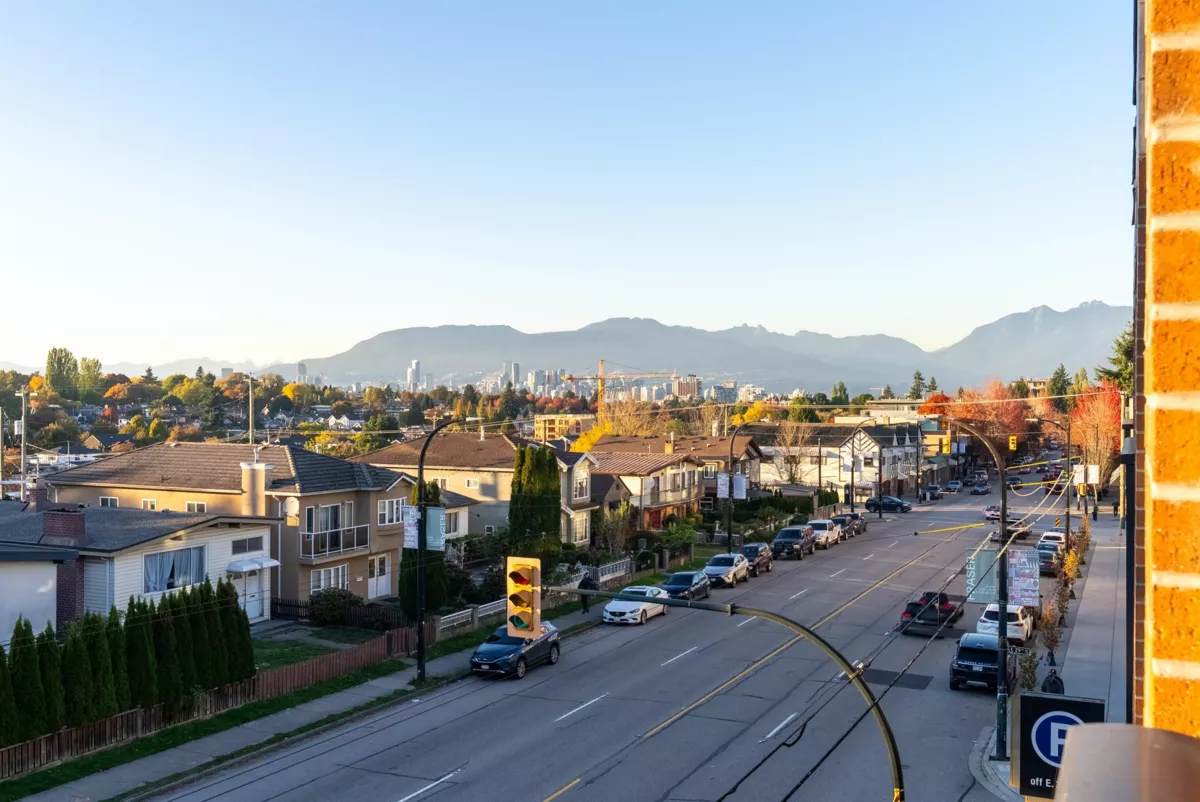 Guest Bathroom Photo of 305 4550 Fraser Street, Vancouver, BC
