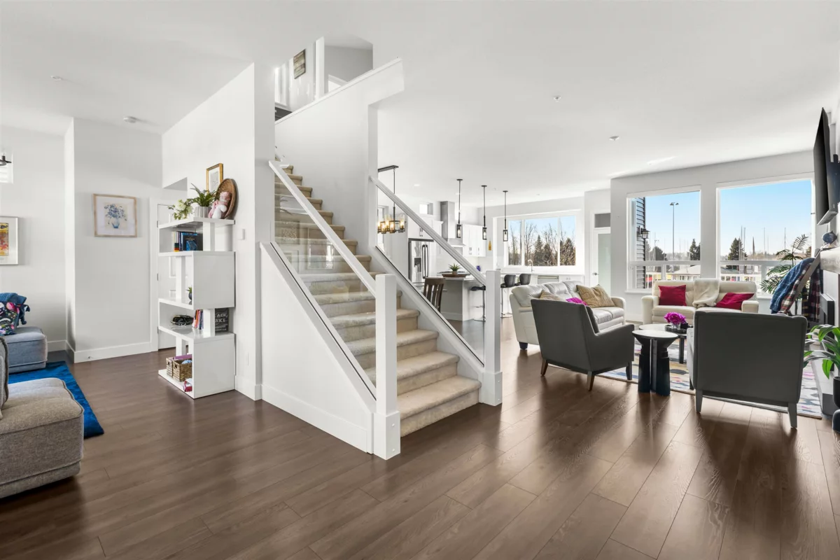 Kitchen Island Photo of 10279 238a Street, Maple Ridge, BC