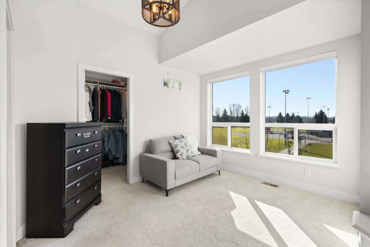 Staircase Photo of 10279 238a Street, Maple Ridge, BC