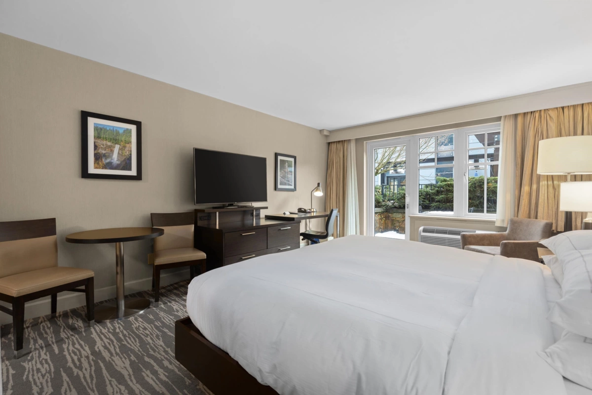 Living Room Photo of 173 4050 Whistler Way, Whistler, BC