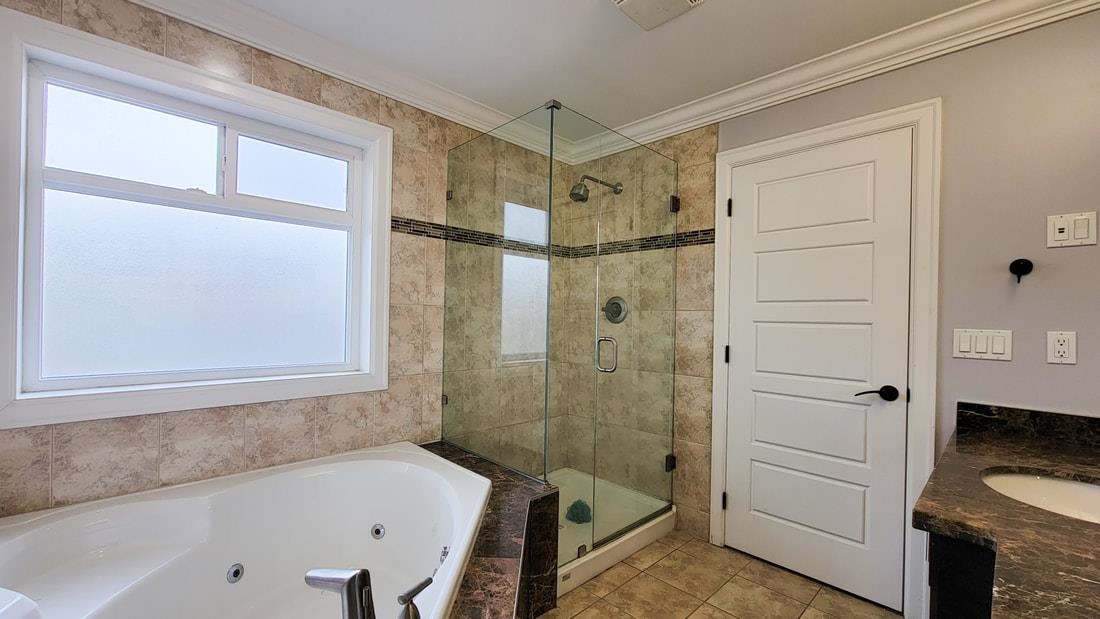 Laundry Room Photo of 5977 151 Street, Surrey, BC