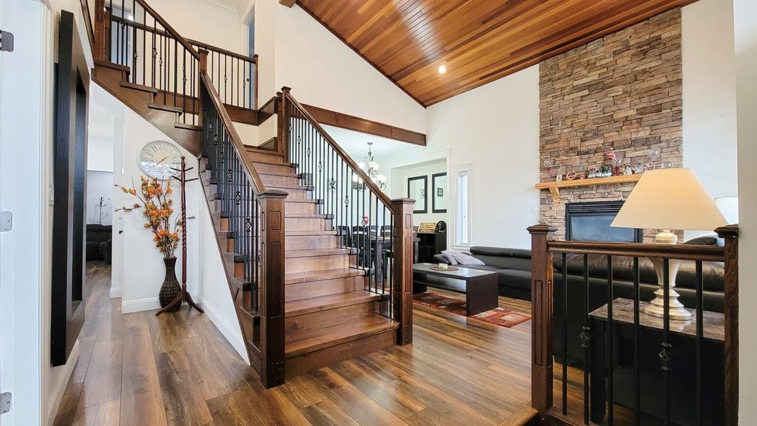 Living Room Photo of 5977 151 Street, Surrey, BC