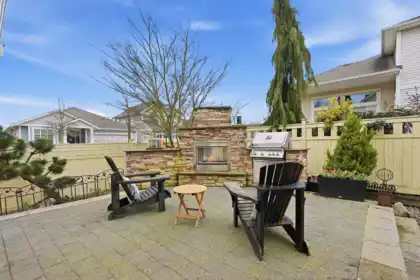 Front Yard Photo of 4653 Apple Lane, Tsawwassen, BC