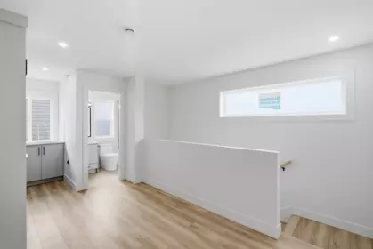 Hallway Photo of 9312 Ebor Road, Delta, BC