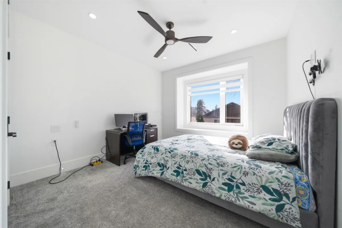 Basement Recreation Room Photo of 14718 90a Avenue, Surrey, BC