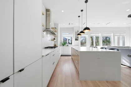 Kitchen Island Photo of 14718 90a Avenue, Surrey, BC