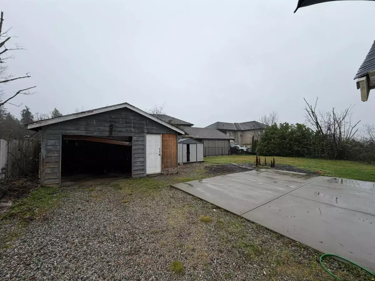 Dining Area Photo of 11394 240 Street, Maple Ridge, BC