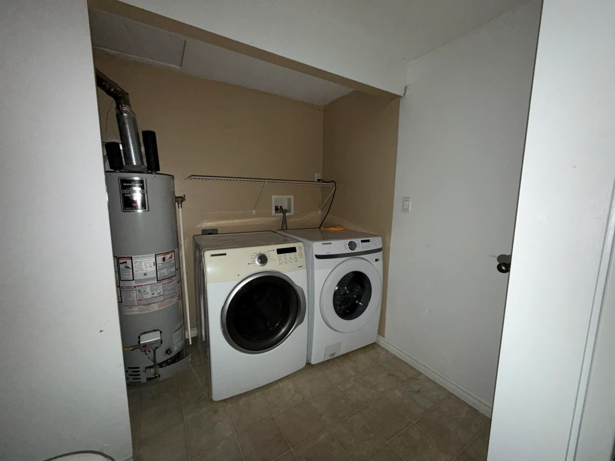 Guest Bathroom Photo of 11394 240 Street, Maple Ridge, BC