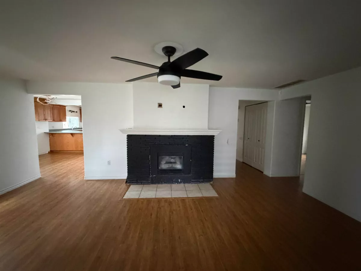 Office / Den Photo of 11394 240 Street, Maple Ridge, BC