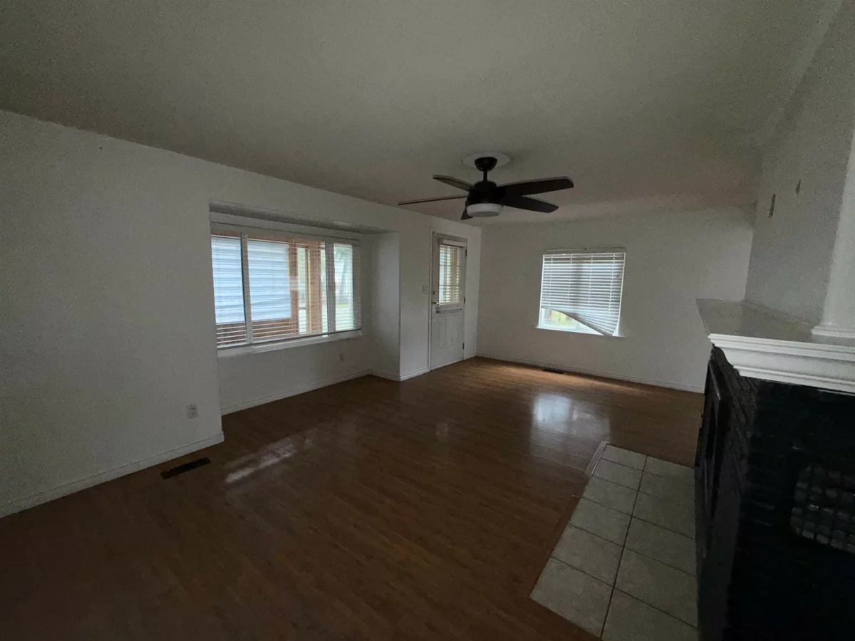 Powder Room Photo of 11394 240 Street, Maple Ridge, BC