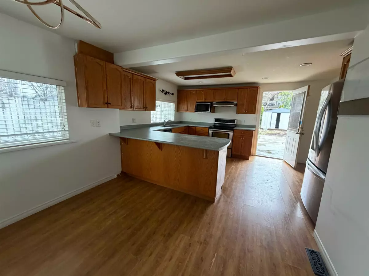 Staircase Photo of 11394 240 Street, Maple Ridge, BC