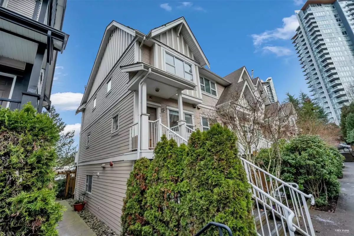 Laundry Room Photo of 45 730 Farrow Street, Coquitlam, BC