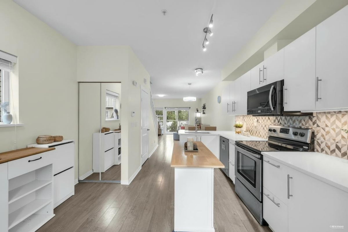 Pantry Photo of 45 730 Farrow Street, Coquitlam, BC