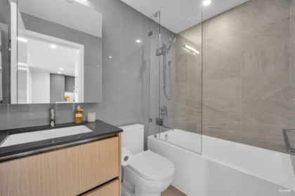 Primary Bathroom Photo of 1510 5520 Mcnaughton Road, Richmond, BC