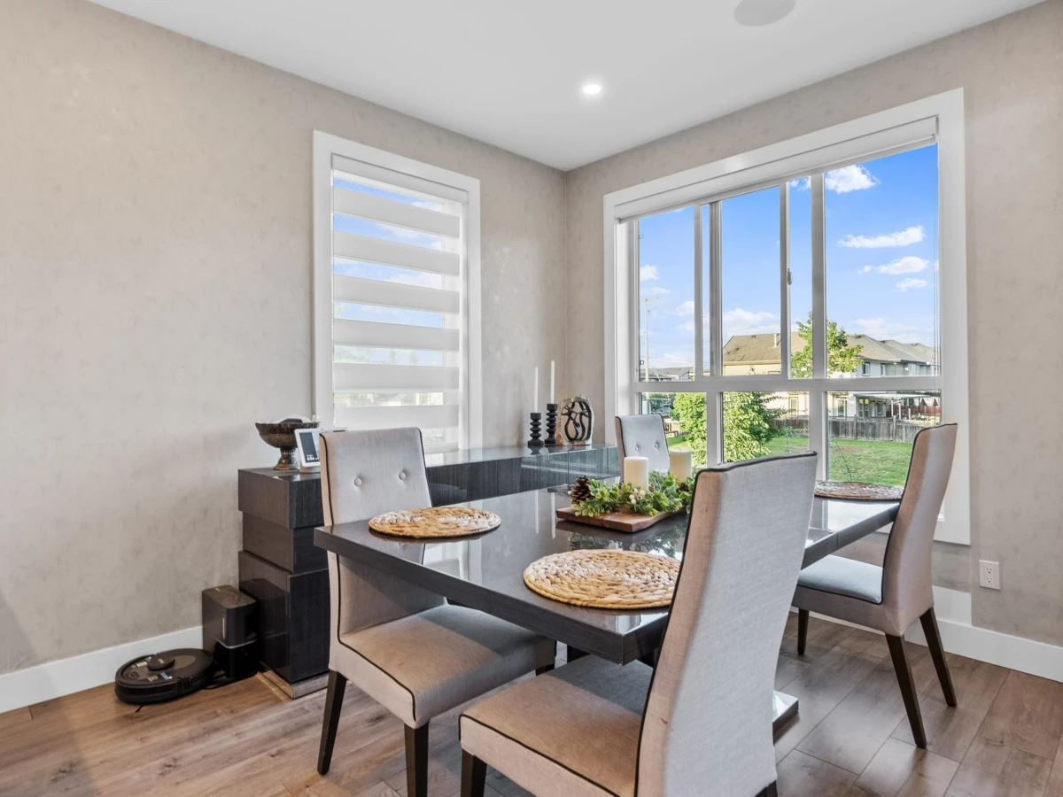 Family Room Photo of 10 7177 194a Street, Surrey, BC