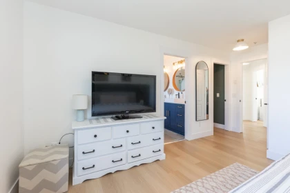 Entry Foyer Photo of 17 20750 Telegraph Trail, Langley, BC