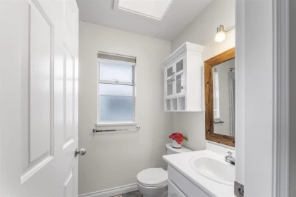 Laundry Room Photo of 23390 123 Avenue, Maple Ridge, BC