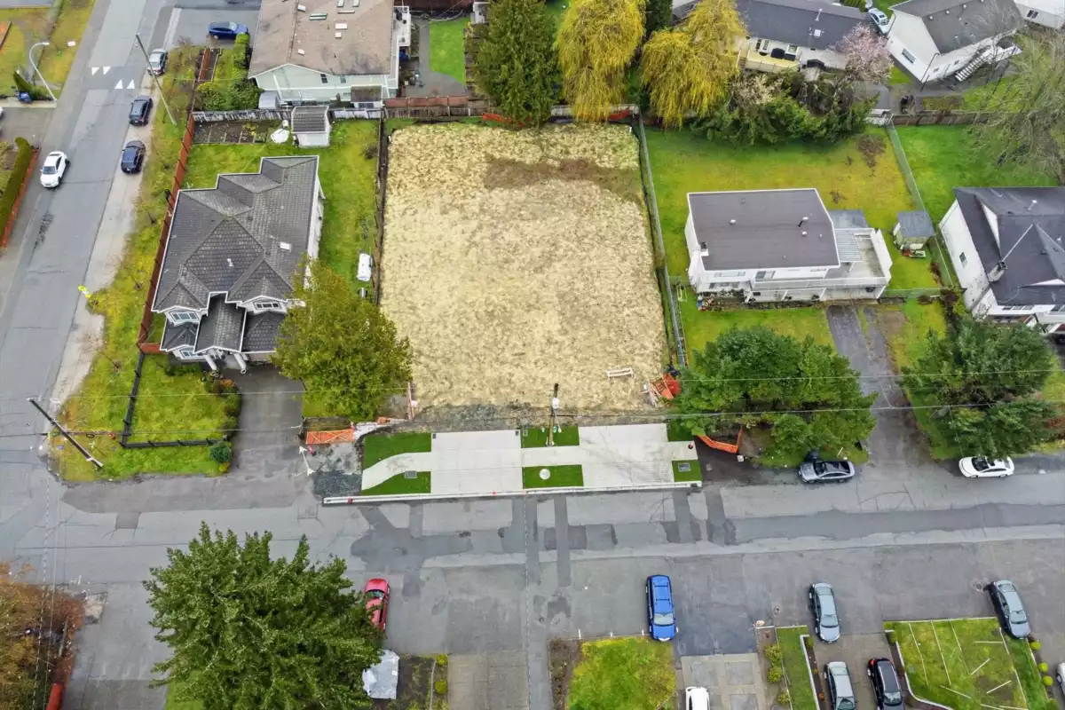 Family Room Photo of 9270 125 Street, Surrey, BC