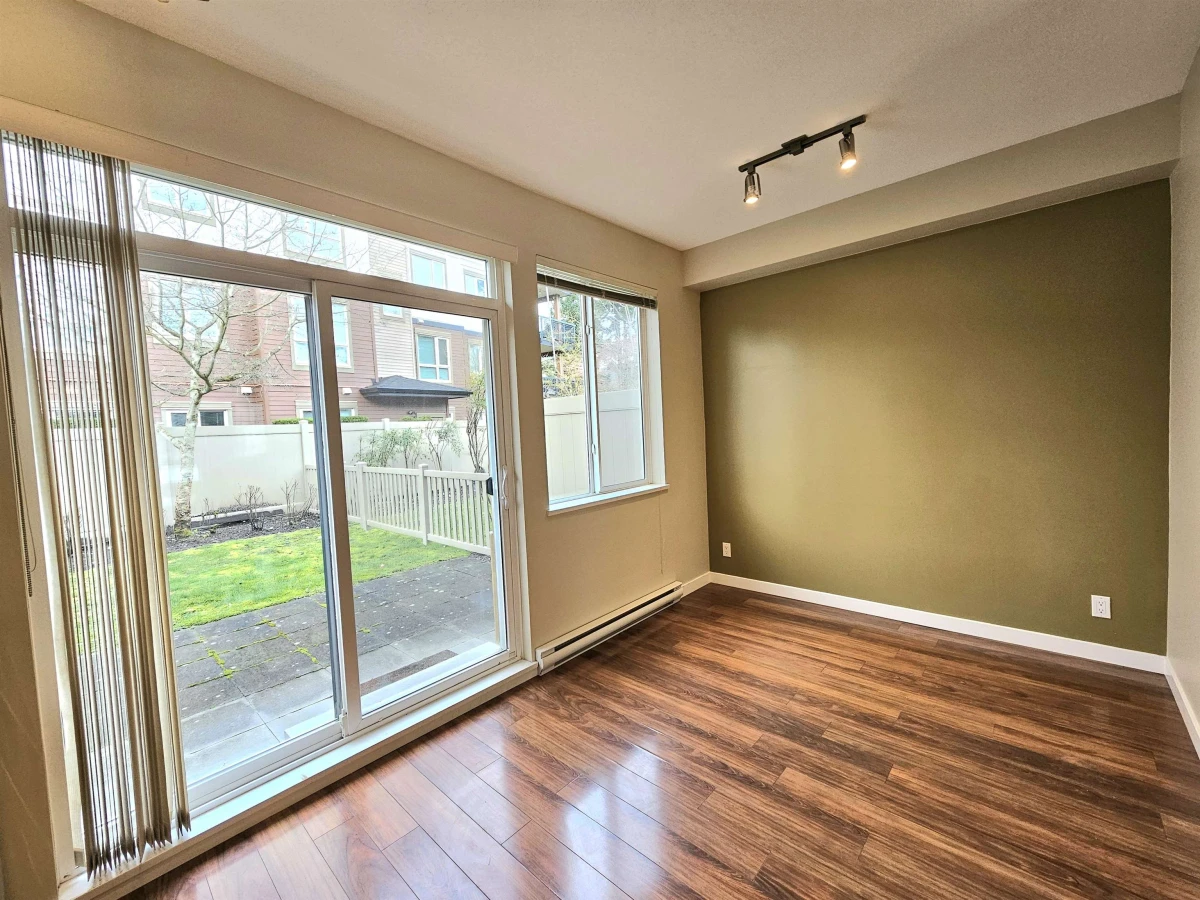 Dining Area Photo of 97 1125 Kensal Place, Coquitlam, BC