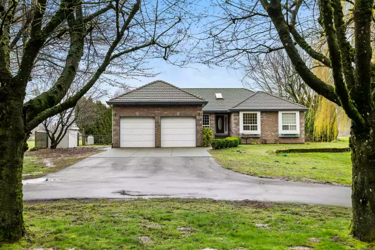 Family Room Photo of 41312 Nicomen Island Trunk Road, Mission, BC