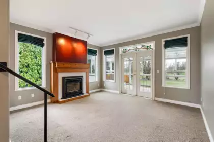 Walk-In Closet Photo of 41312 Nicomen Island Trunk Road, Mission, BC
