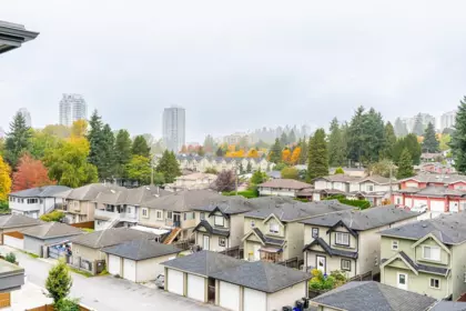 Swimming Pool Photo of 523 7599 15th Street, Burnaby, BC