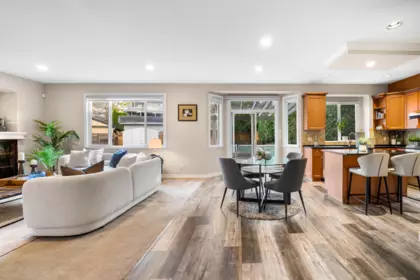 16866 Greenway Drive, Surrey, BC, Surrey — Single Family Residence for sale