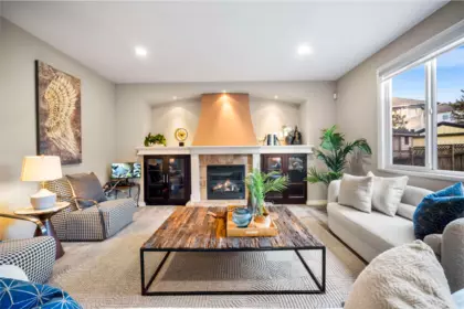 16866 Greenway Drive, Surrey, BC, Surrey — Single Family Residence for sale
