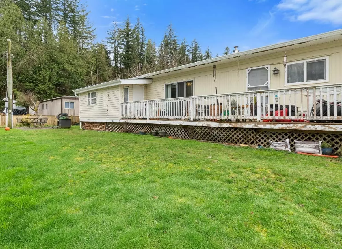 Exterior Rear Photo of 27 3942 Columbia Valley Road, Cultus Lake, BC