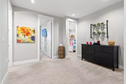 Entry Foyer Photo of 44 3295 Sunnyside Road, Anmore, BC