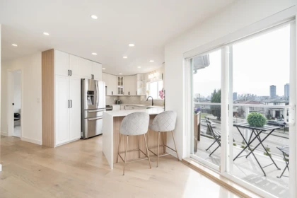 Breakfast Nook Photo of 397 Delta Avenue, Burnaby, BC