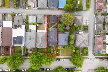 2448 E 29th Avenue, Vancouver, BC, Vancouver — Single Family Residence for sale