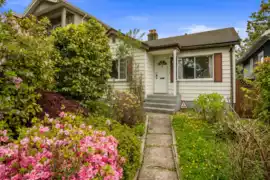 2448 E 29th Avenue, Vancouver, BC