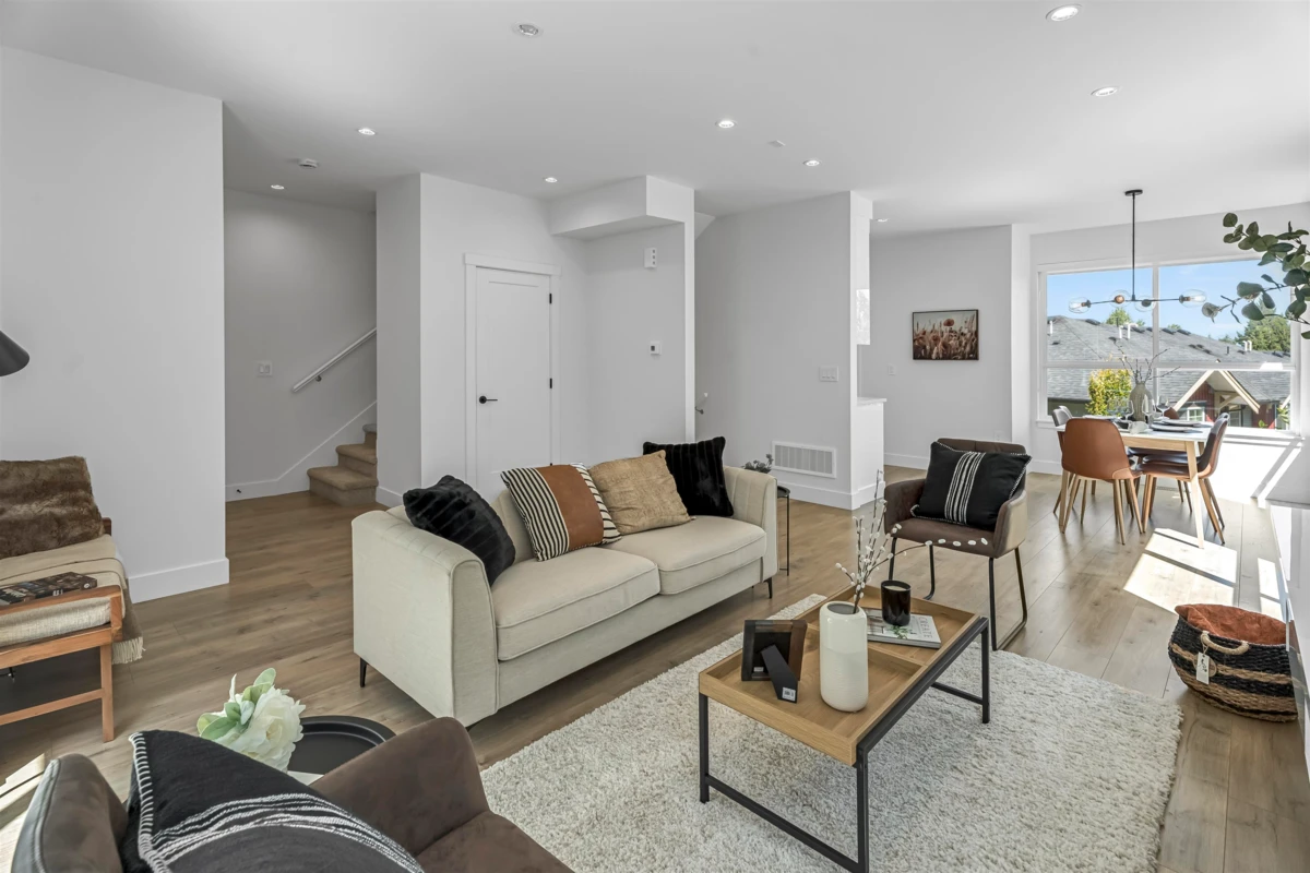 Dining Area Photo of 3 6162 138 Street, Surrey, BC