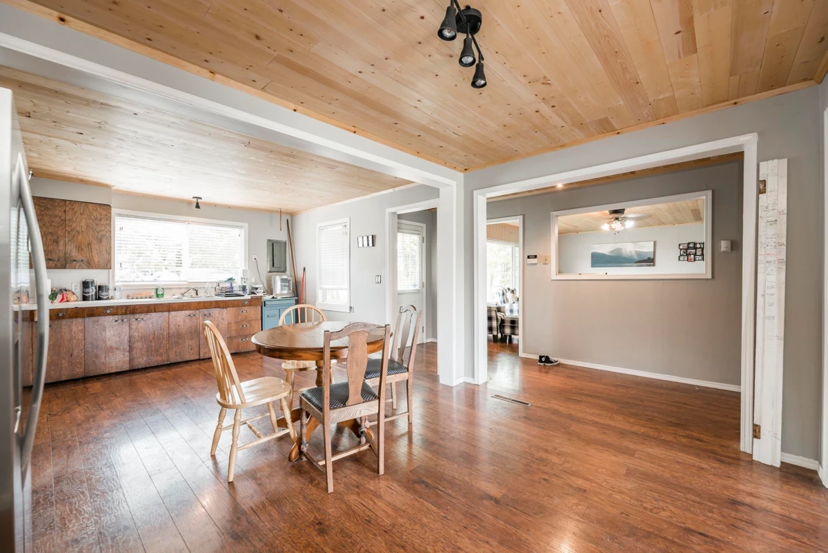 Kitchen Photo of 42617 Keith Wilson Road, Sardis - Greendale, BC