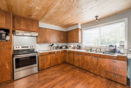 Family Room Photo of 42617 Keith Wilson Road, Sardis - Greendale, BC